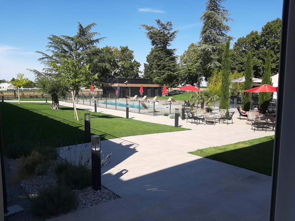 Logis Hotel Relais Saint Jacques - Chateauroux Déols Esterno foto