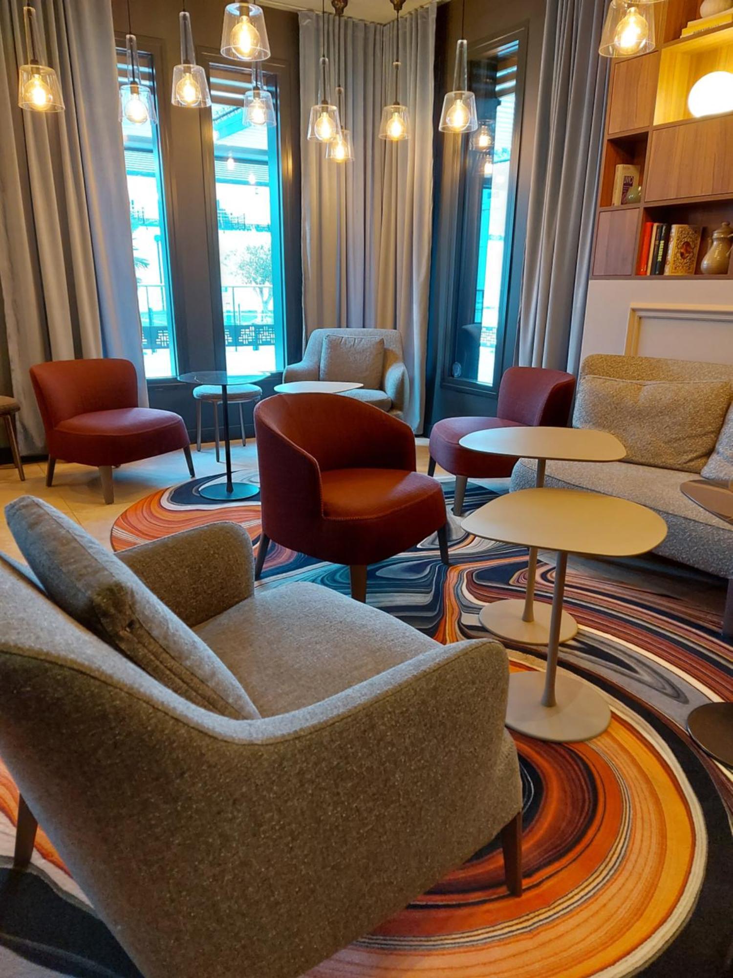 Logis Hotel Relais Saint Jacques - Chateauroux Déols Esterno foto