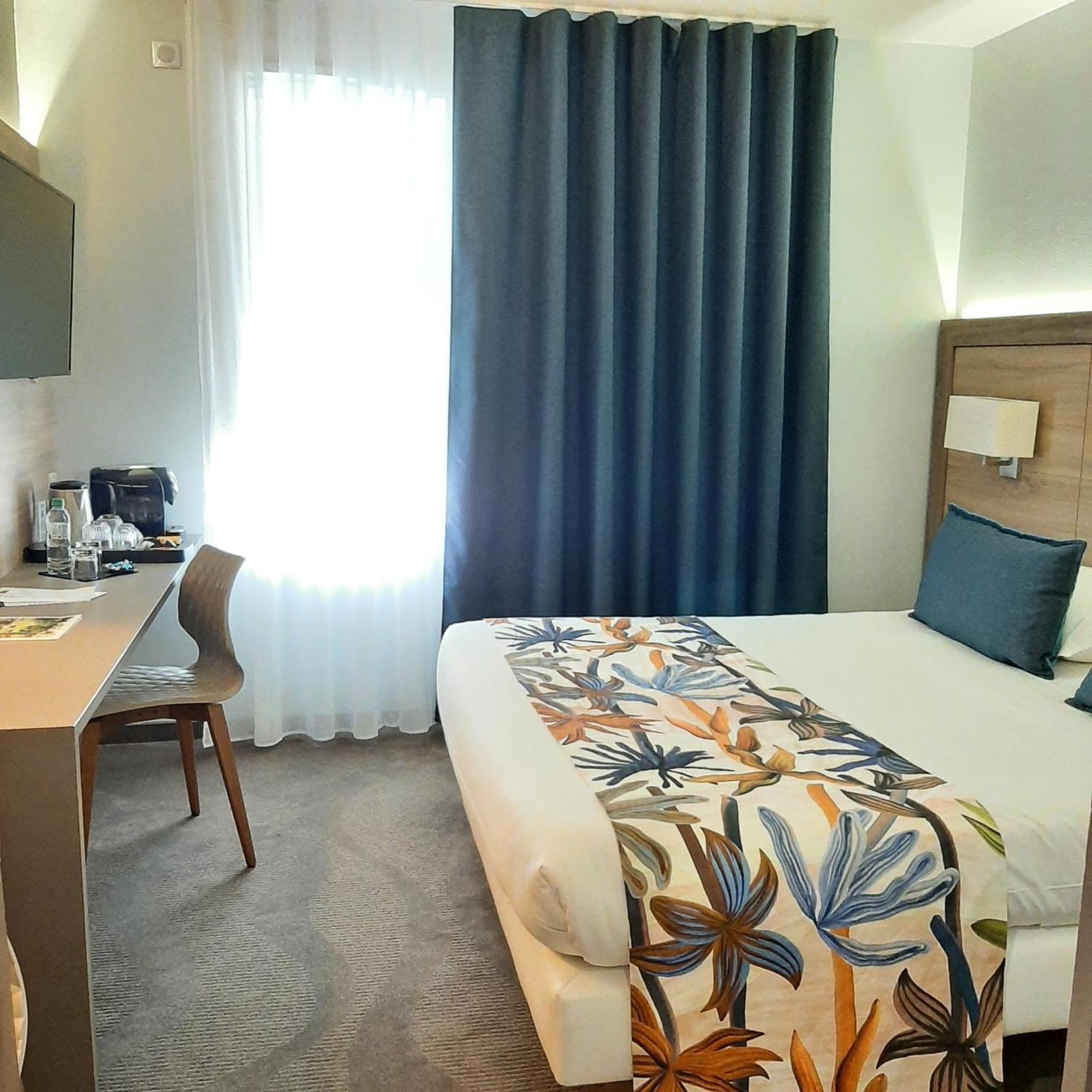 Logis Hotel Relais Saint Jacques - Chateauroux Déols Esterno foto