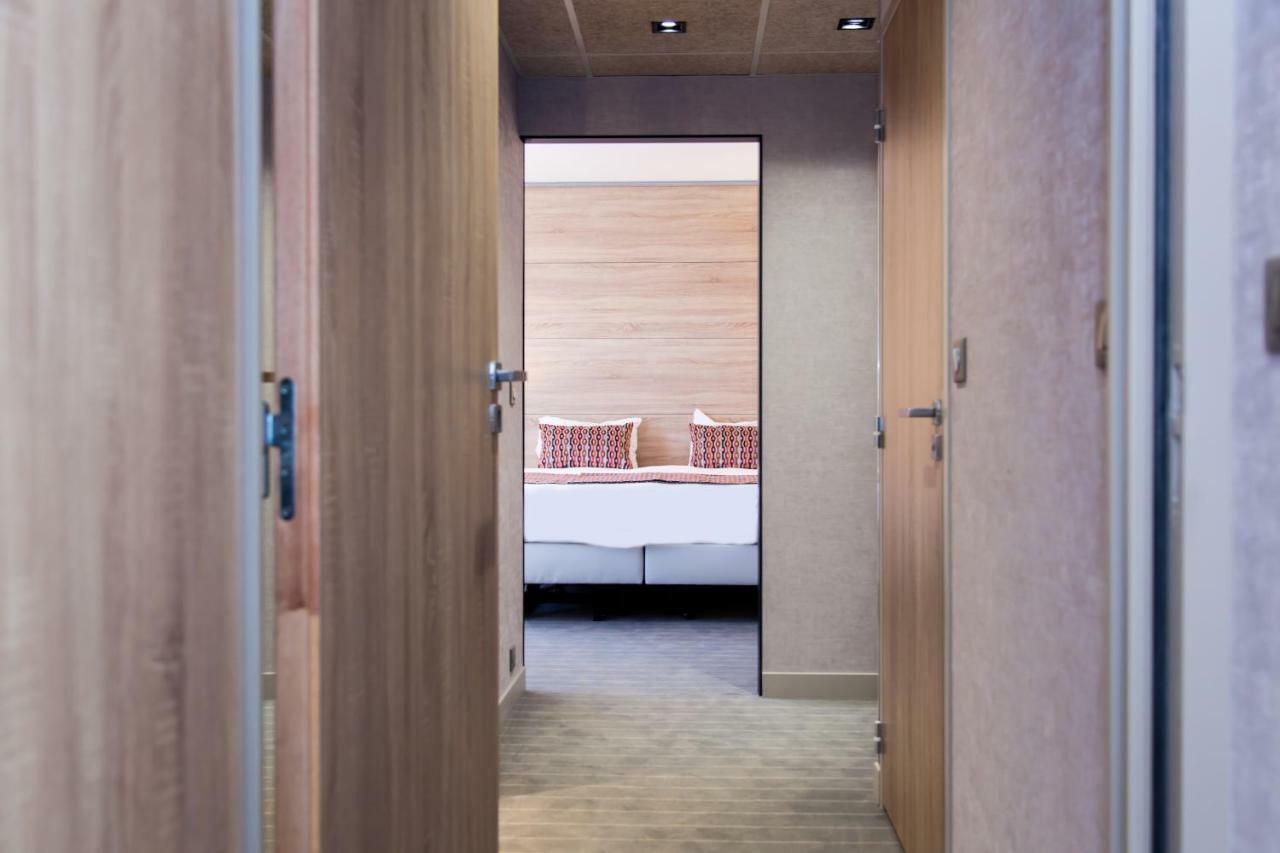 Logis Hotel Relais Saint Jacques - Chateauroux Déols Esterno foto