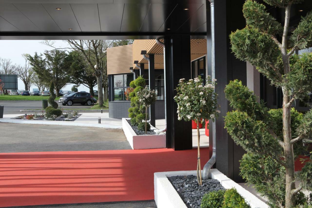 Logis Hotel Relais Saint Jacques - Chateauroux Déols Esterno foto
