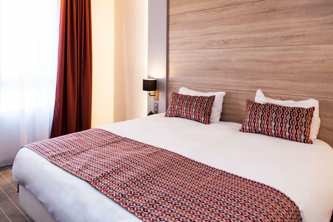 Logis Hotel Relais Saint Jacques - Chateauroux Déols Esterno foto